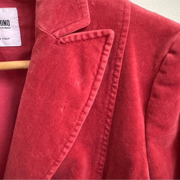 Moschino Red Velvet Classic 2 Button Blazer Notched Lapel Womens Size 10 - Picture 6 of 15